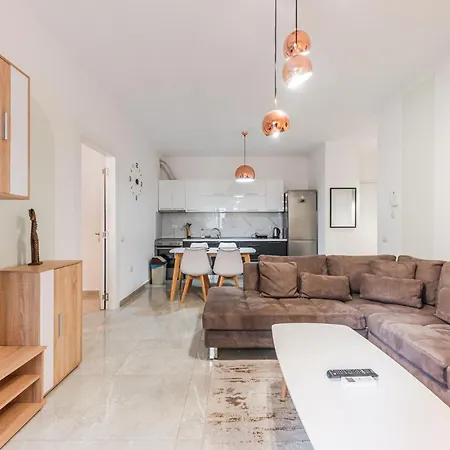Apartment Mint By