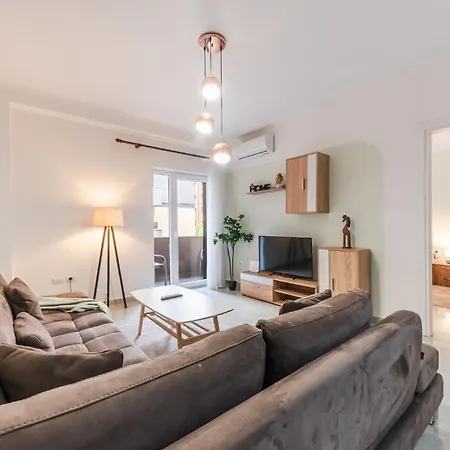 Apartment Mint By *