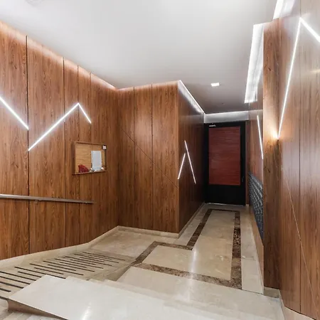 Apartment Mint By