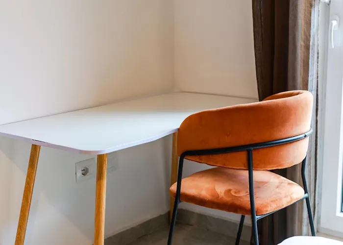 Mint By Apartament Tirana